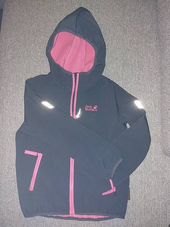 Giacche & Cappotti: Softshell-Jacle Grösse 116 (Jack Wolfskin) – Usato da Bönigen venduto da son_b9ft