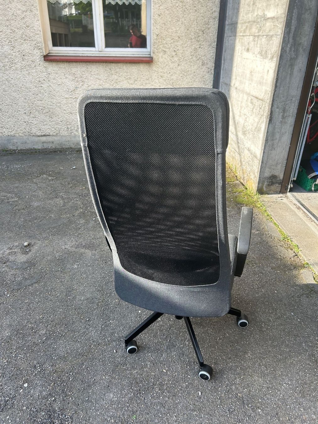 Ikea Sedie: Ikea Büro Drehstuhl Markus – Usato da Uznach venduto da jiri.prasil 3