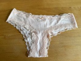 Süsser, zarter Slip mit Spitze, neuwertig, Grösse M