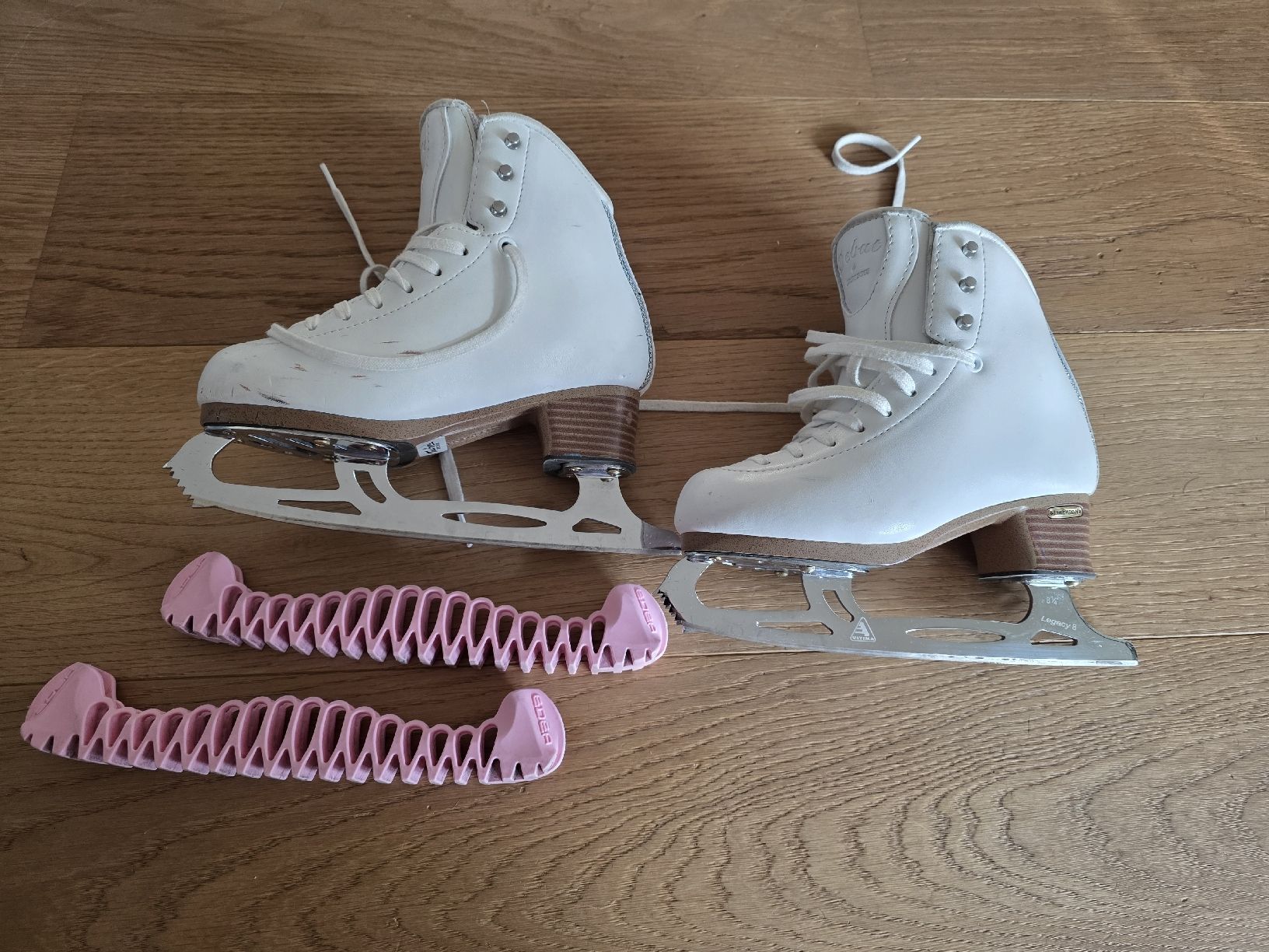 Jackson Pattini da ghiaccio: Jackson Debut Schlittschuhe, Gr. 33 – Usato da Oberhasli venduto da Fabilan 3