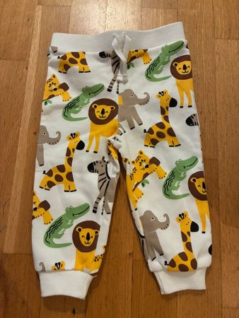 Schöne Hose Gr. 86, Neu