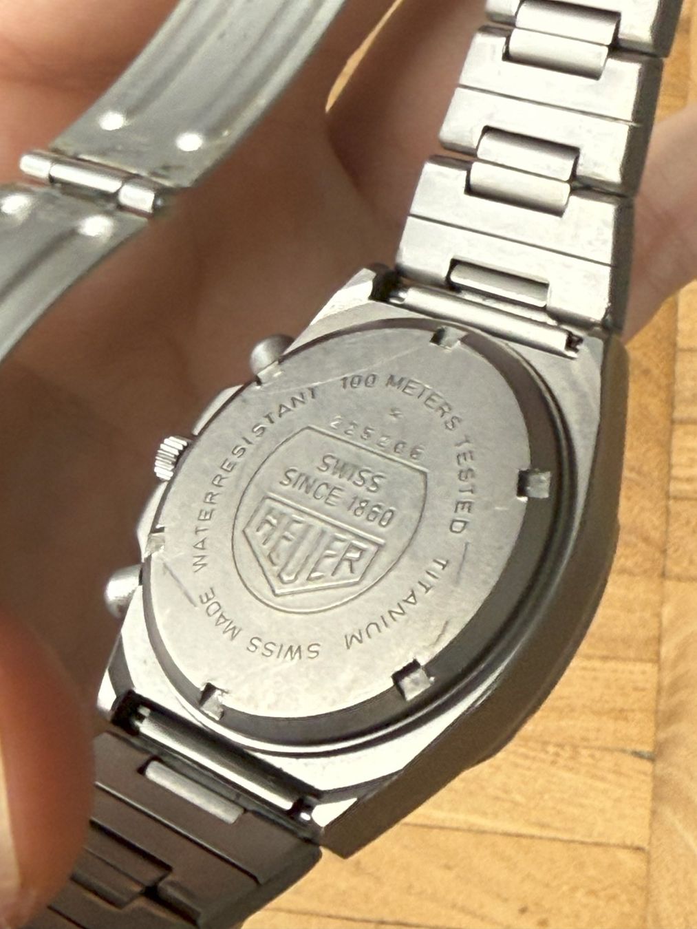 Tag Heuer Orologi: TAG Heuer Chronograph Quartz Titanium réf. 225.206 full set – Usato da Lausanne venduto da Bogshop 2