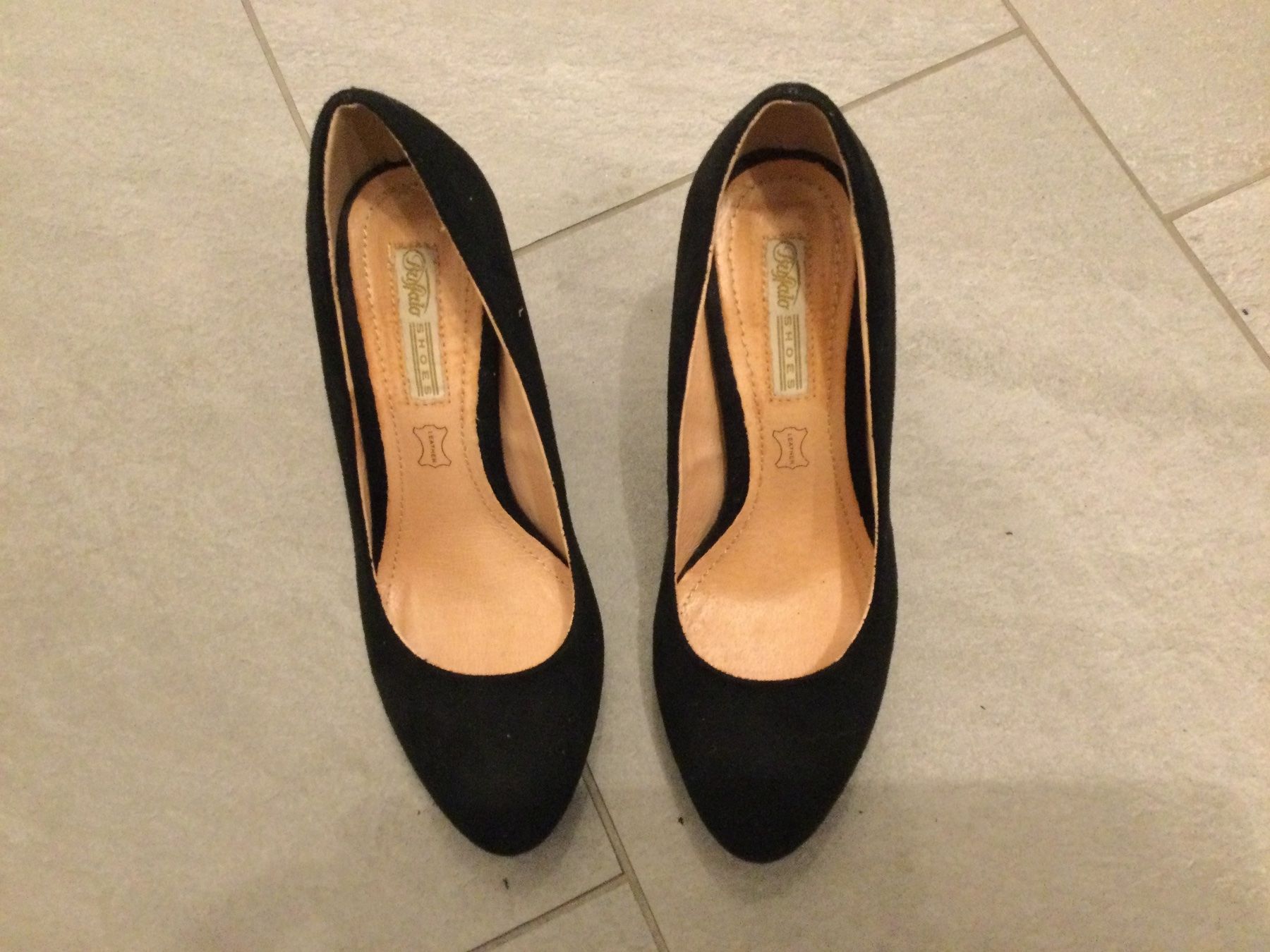 Scarpe da donna: Neuwertige Buffalo Pumps schwarz – Usato da Bischofszell venduto da spidi72
