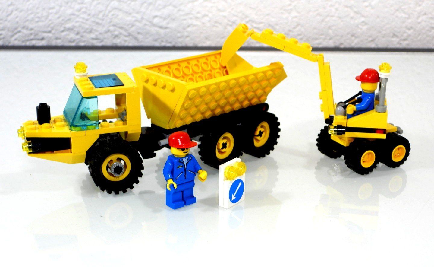 Lego Kit di costruzioni: LEGO SYSTEM 6581 MULDENKIPPER UND BAGGER – Usato da Turbenthal venduto da Ddanuh 1