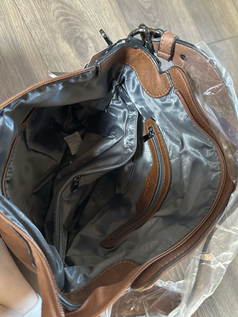 Sacs femmes: Tasche – Neuf avec emballage d'origine à Wohlen b. Bern par chrige84 2