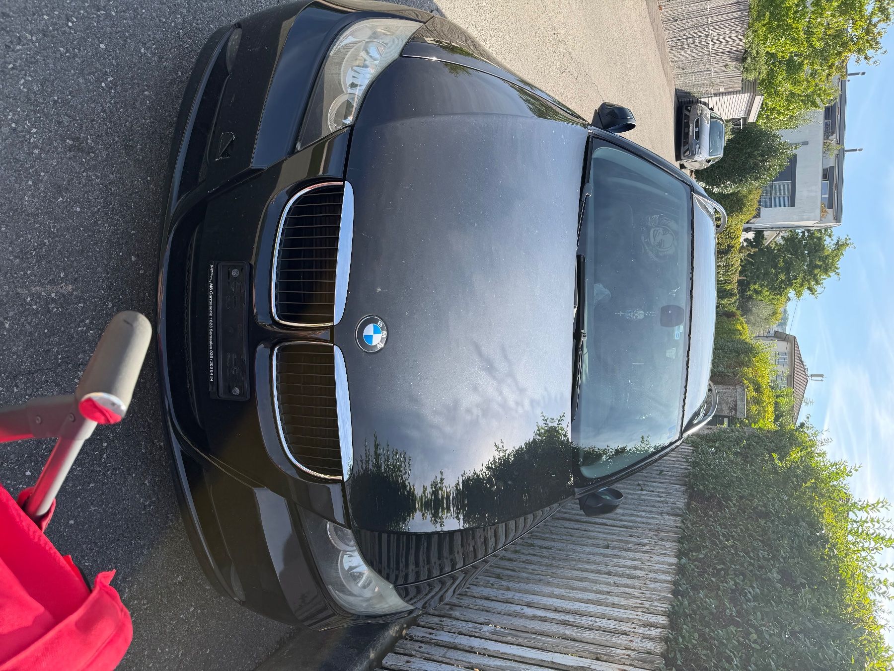BMW Automobili: BMW 318i Touring – Difettoso da Prilly venduto da ine_z9g7