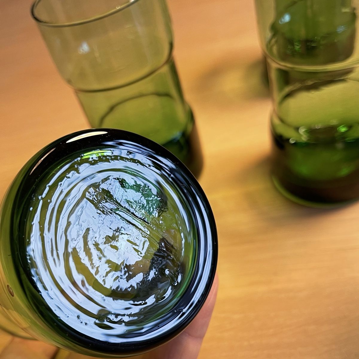 Bicchieri: 10 Gläser•Vetro verde di Empoli – Usato da Winterthur venduto da gutDingmint 1