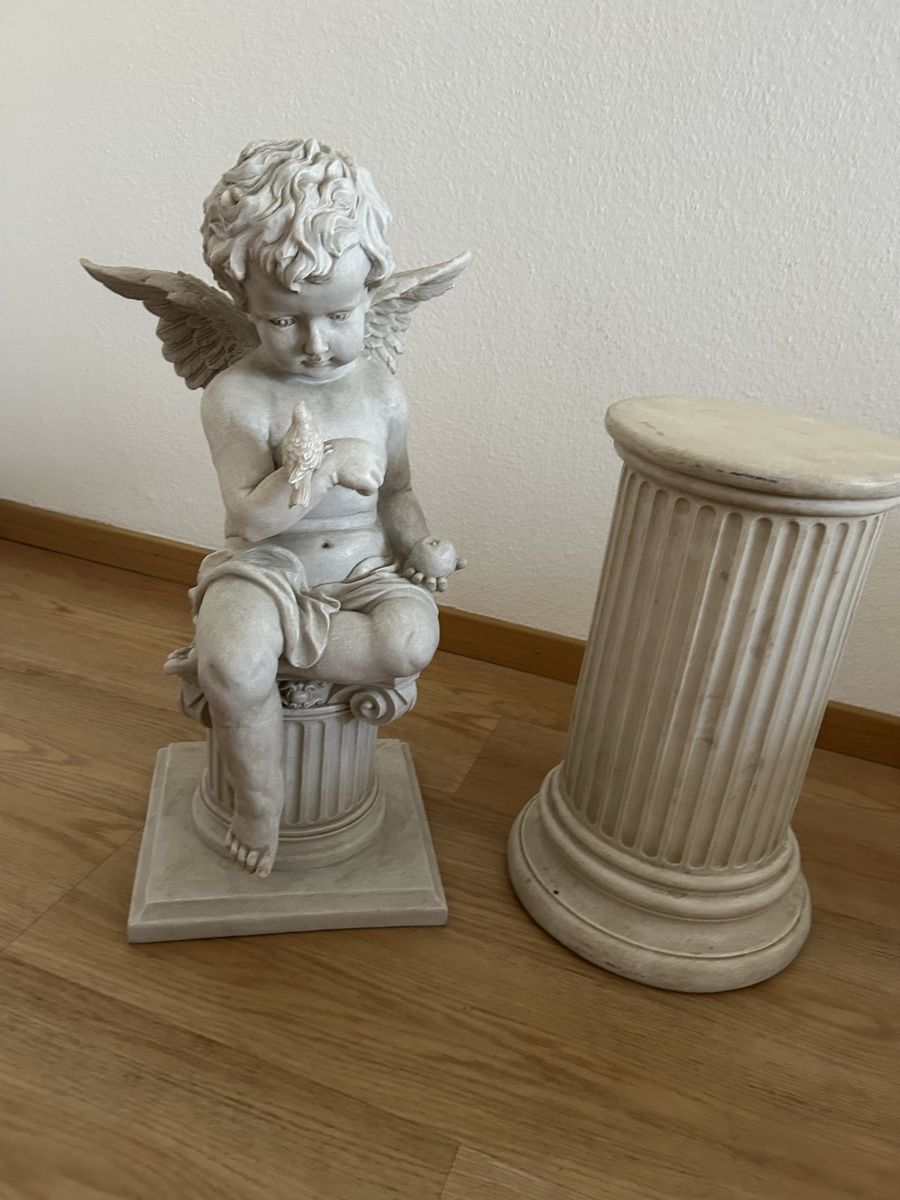 Figurines: Figur mit Sockel – D'occasion à Kreuzlingen par perleperle 2