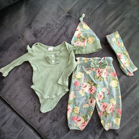 Body und Hose Grösse 62