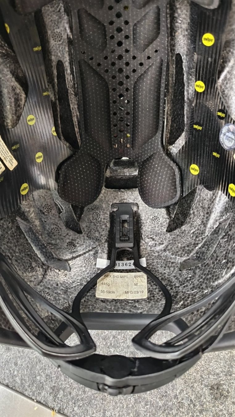 Casques: Velohelm mit Visier – D'occasion à Mönchaltorf par maese18 2