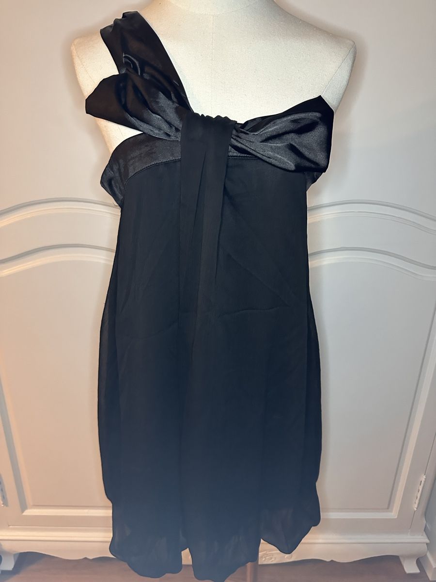 Kleider: Partykleid schwarz s – Neu (gemäss Beschreibung) aus Pfaffhausen von Klaras_second_hand