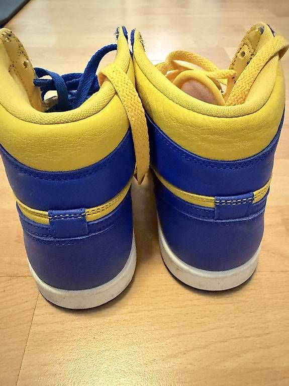 Scarpe da uomo: NIKE Air Jordan 1 – Usato da Hindelbank venduto da Clma 1
