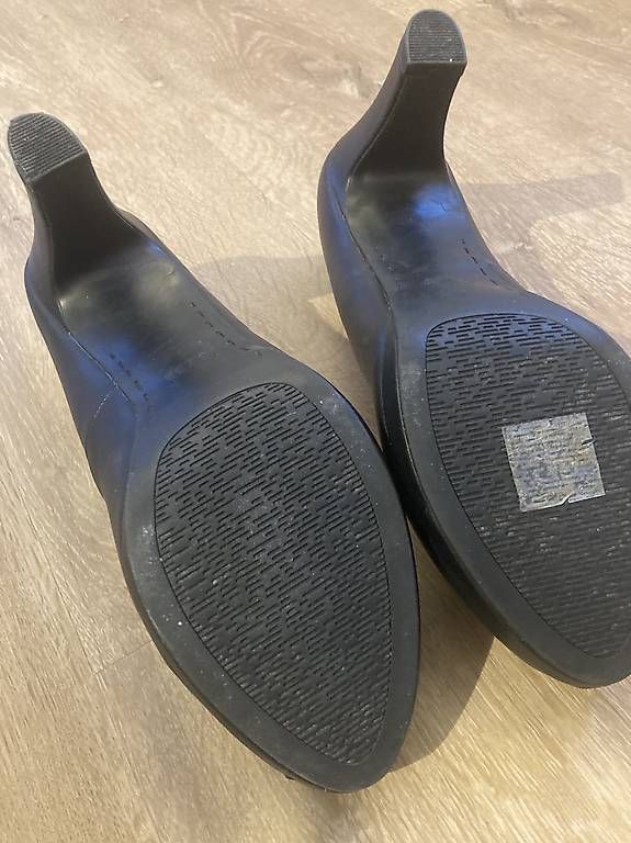 Damenschuhe: Absatzschuhe wie neu – Gebraucht aus Grächen von jan_9wyc 1