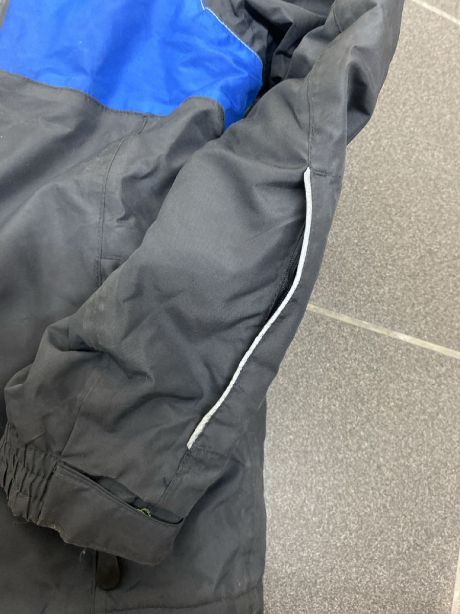 Giacche: Winterjacke Grösse 146/152 – Usato da Wettingen venduto da vpr_9gz6 3