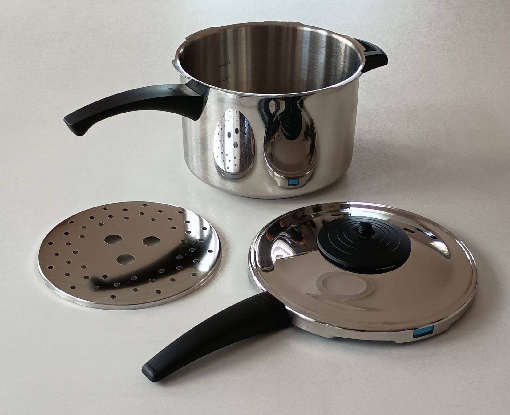 Duromatic Töpfe: Neuwertiger Dampfkochtopf Kuhn Rikon Duromatic – Gebraucht aus Effretikon von Ricardo0830 1