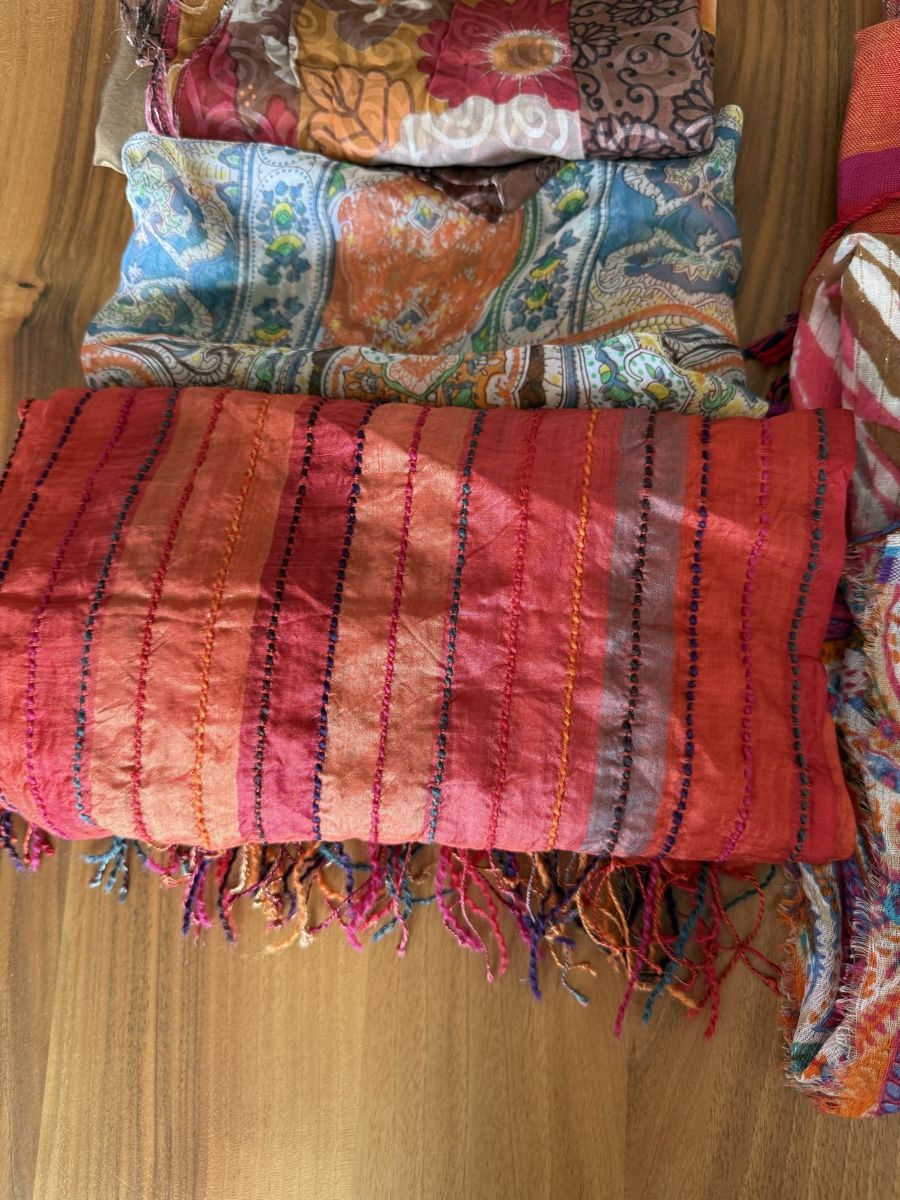 Foulard & Sciarpe: Schalset, 9 Stück, Seide, Viskose, Mod – Usato da Bellmund venduto da estrella01 2