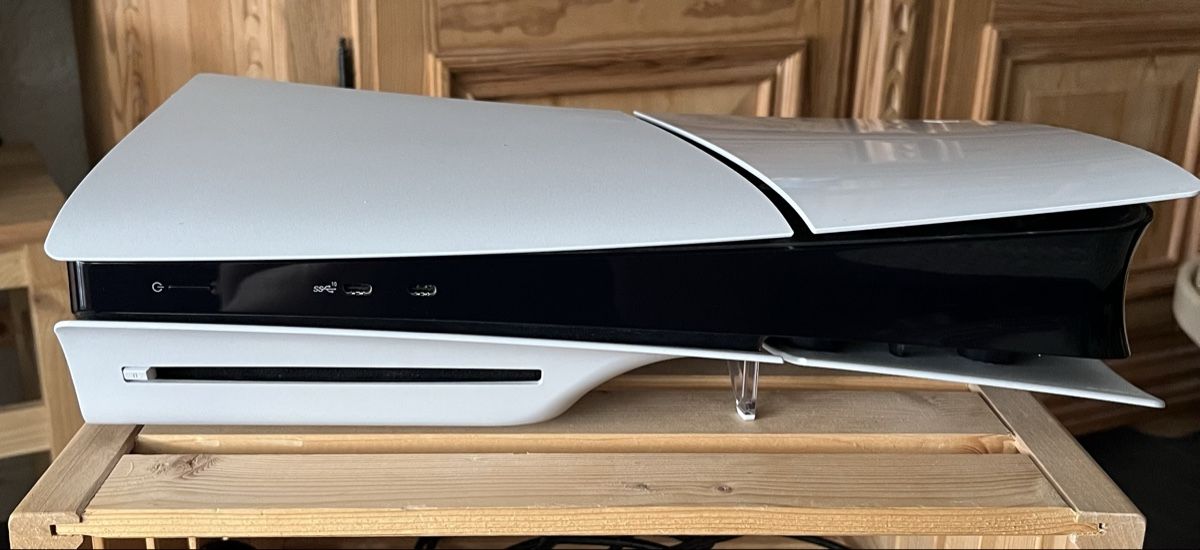 Sony Konsolen: Sony Playstation 5 Slim – Gebraucht aus hagneck von SurvivalDog