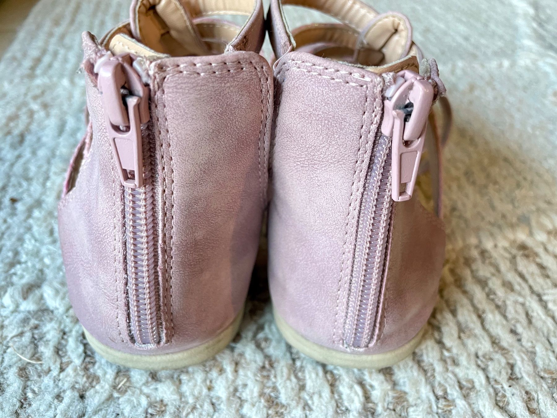 Graceland Scarpe per ragazze: Sandales Graceland EUR 35 – Usato da Gilly venduto da otiik 2