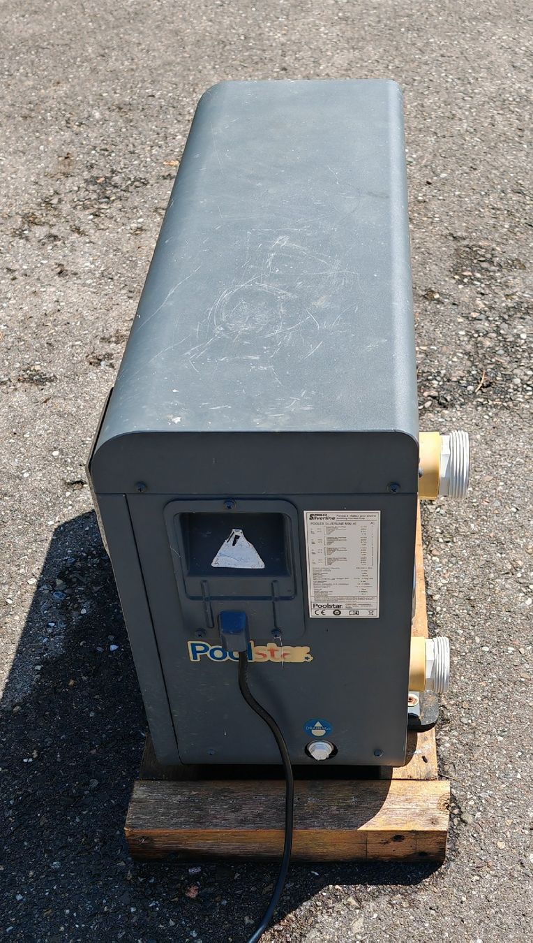Radiatori: Poolex Silverline Mini 40 Pool Wärmepumpe  – Usato da Rheinsulz venduto da Dred 3