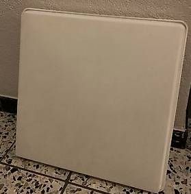 Parabola satellitare: Selfsat H50D Flachantenne / Satellitenantenne – Usato da Hergiswil LU venduto da mechutaume
