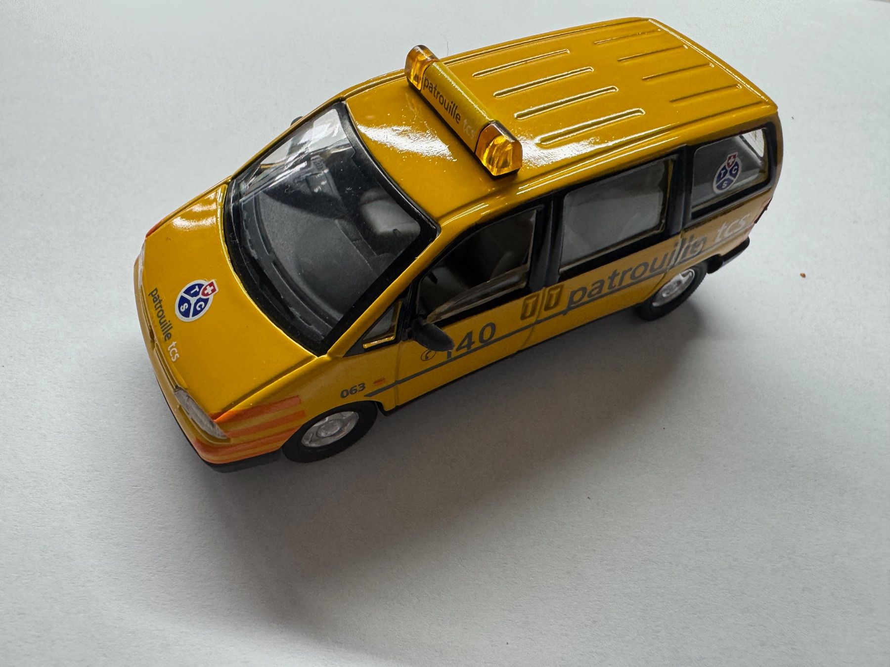 Peugeot Modellautos: Peugeot 806 Solido TCS – Gebraucht aus Court von Cedos 1