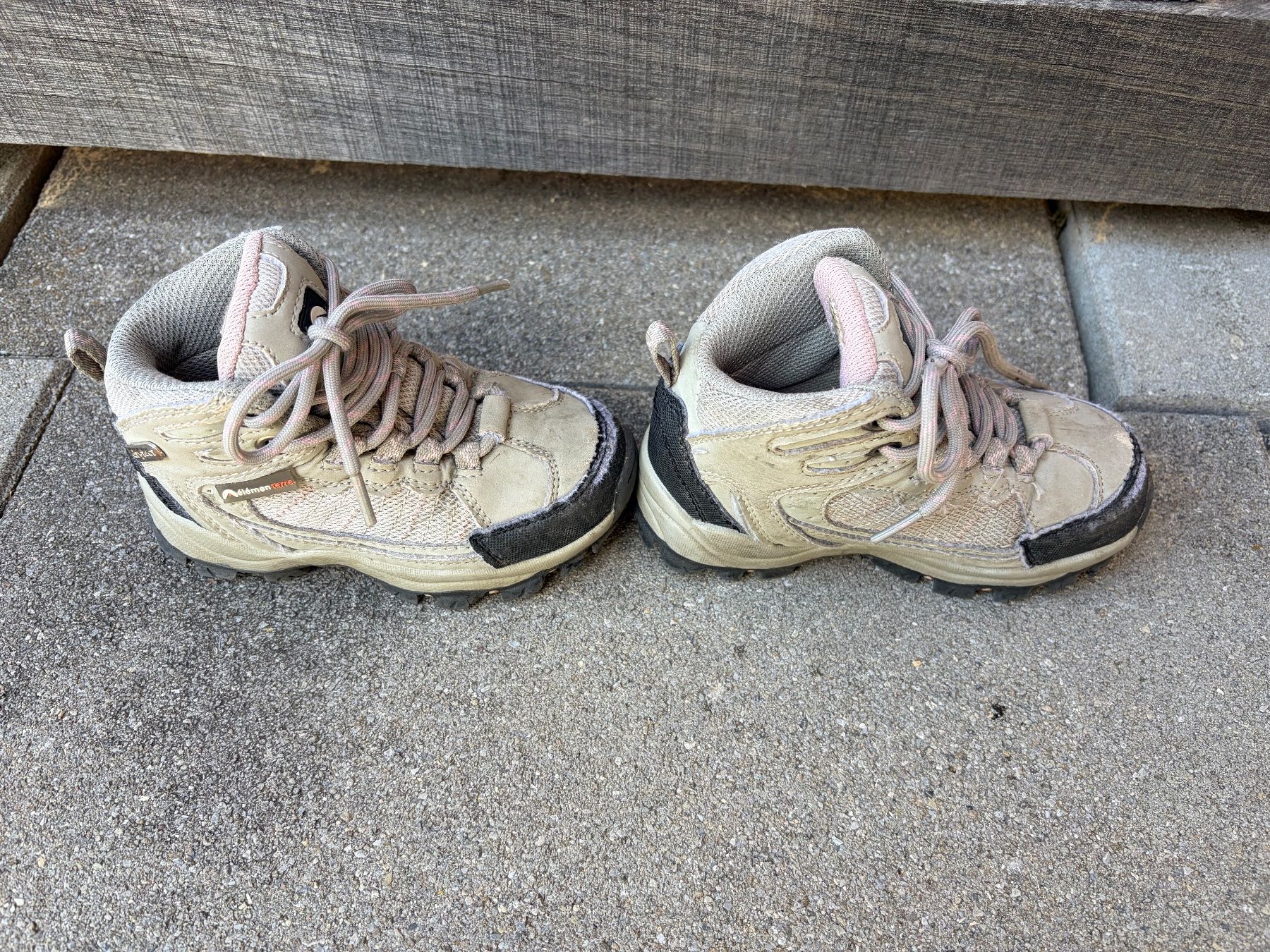 Scarpe per ragazze: Chaussures de randonnée 26 – Usato da Liddes venduto da Couik 2