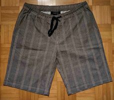 Stylische Herren Shorts Gr. L, Grau kariert