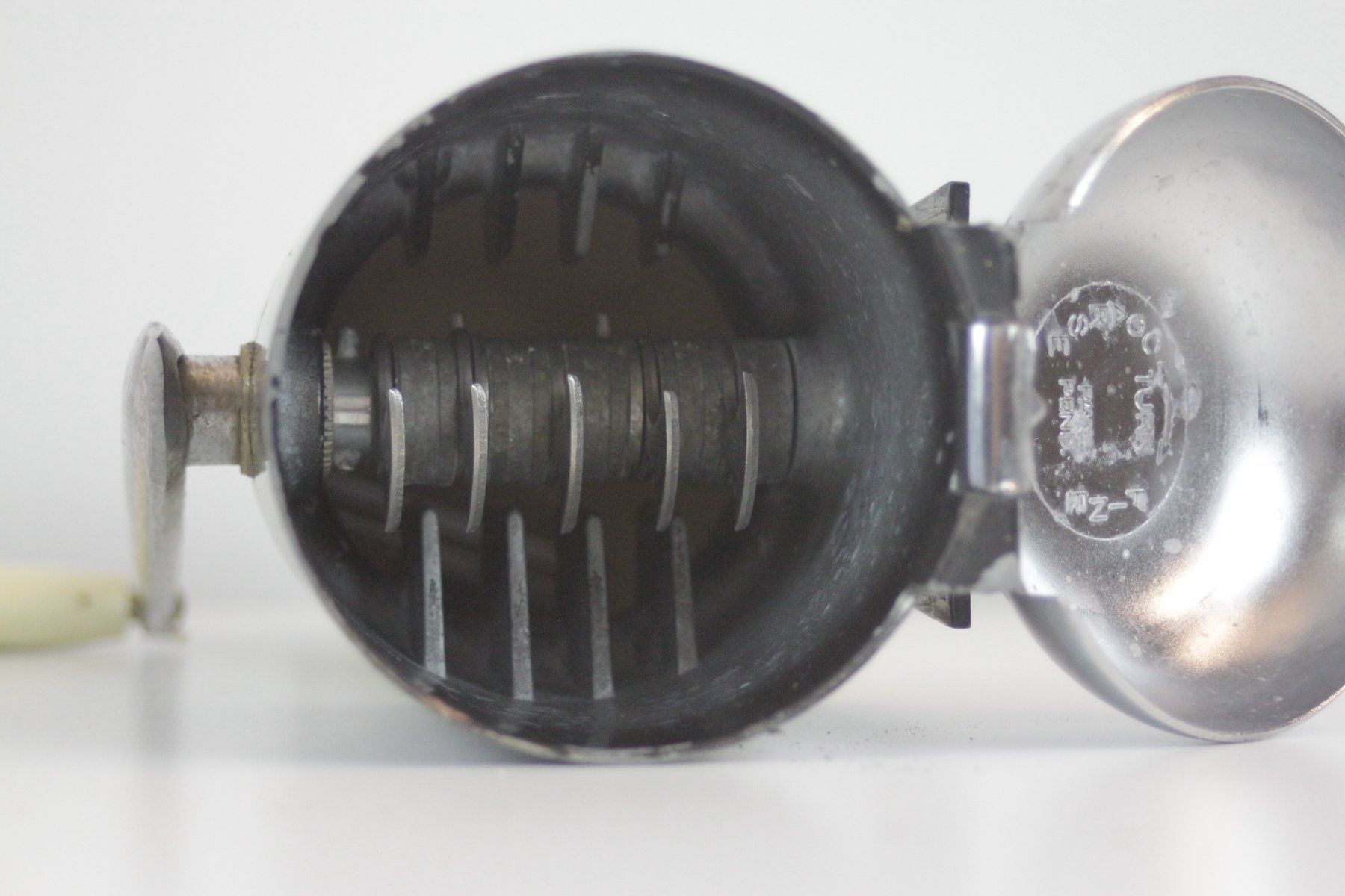 Elettrodomestici da cucina: Vintage DAZEY Eiscrusher manuell – Usato da Basel venduto da IRMAundFRED 3
