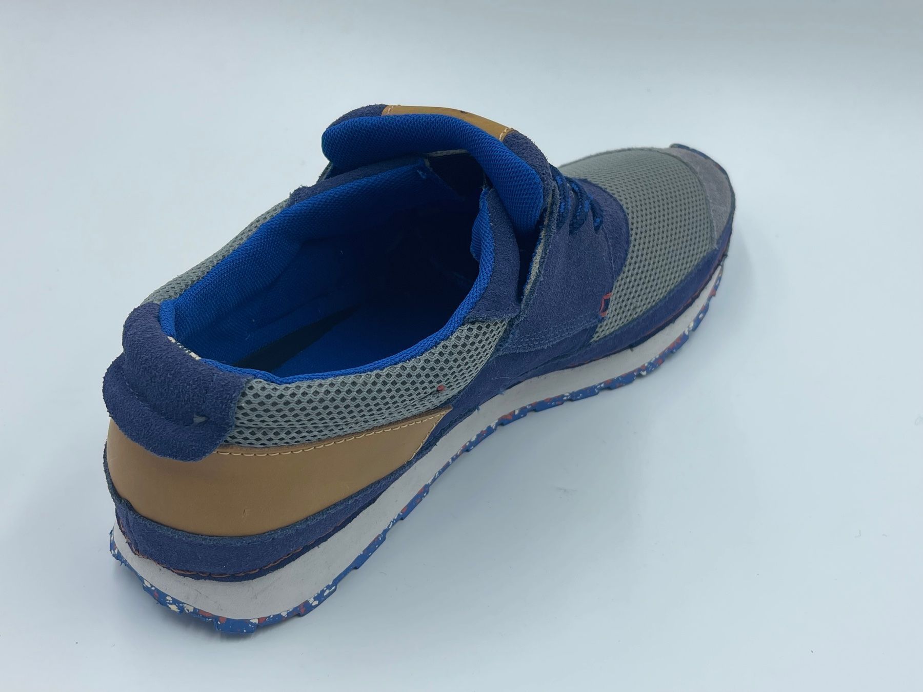 Levi's Scarpe da uomo: Levis Solvang Low Sneaker Gr. 45 – Usato da Spreitenbach venduto da 1Runner 4