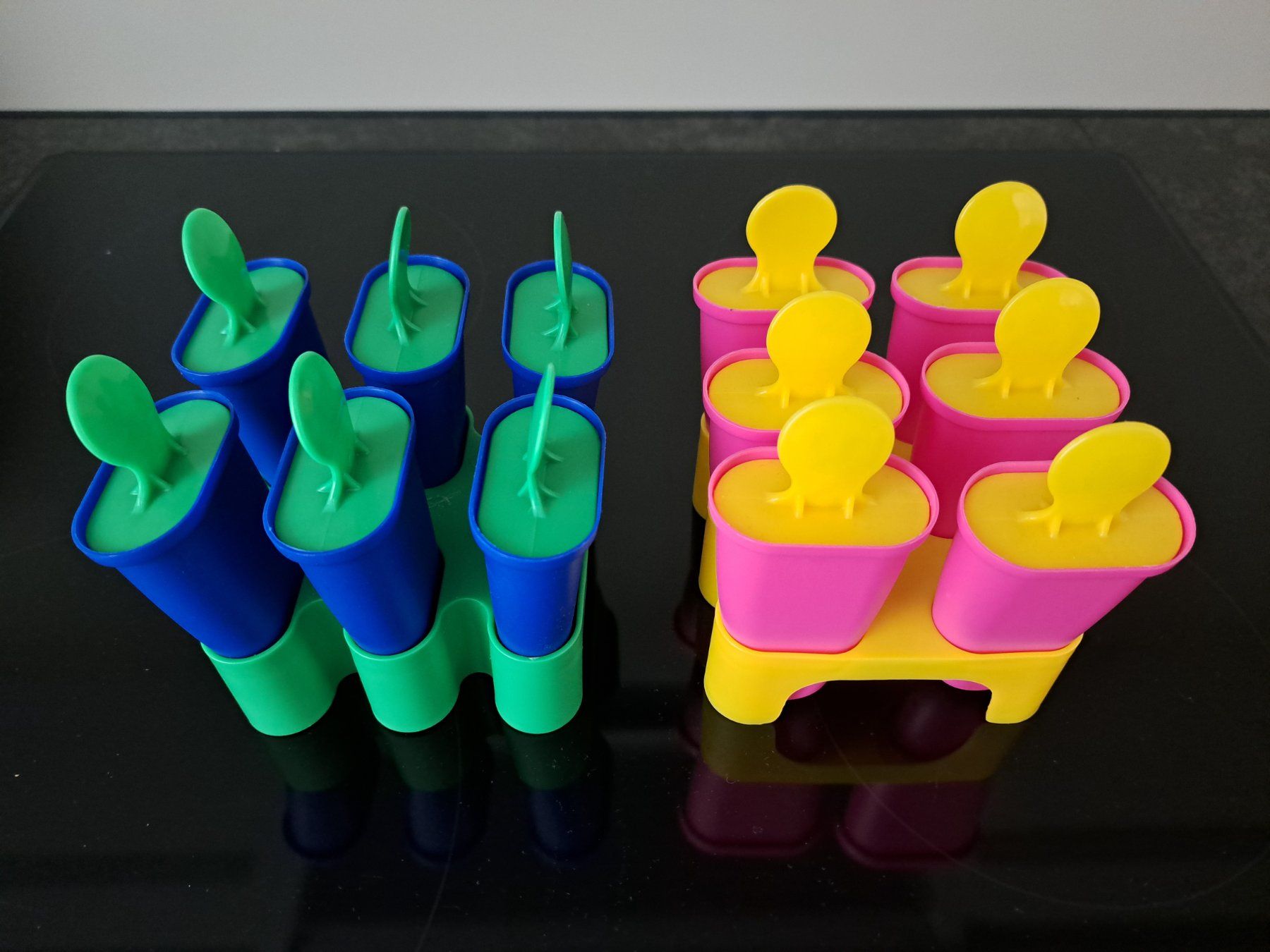 Behälter & Ähnliches: 2er Set Glace-Formen – Gebraucht aus Perlen von Sarah1985