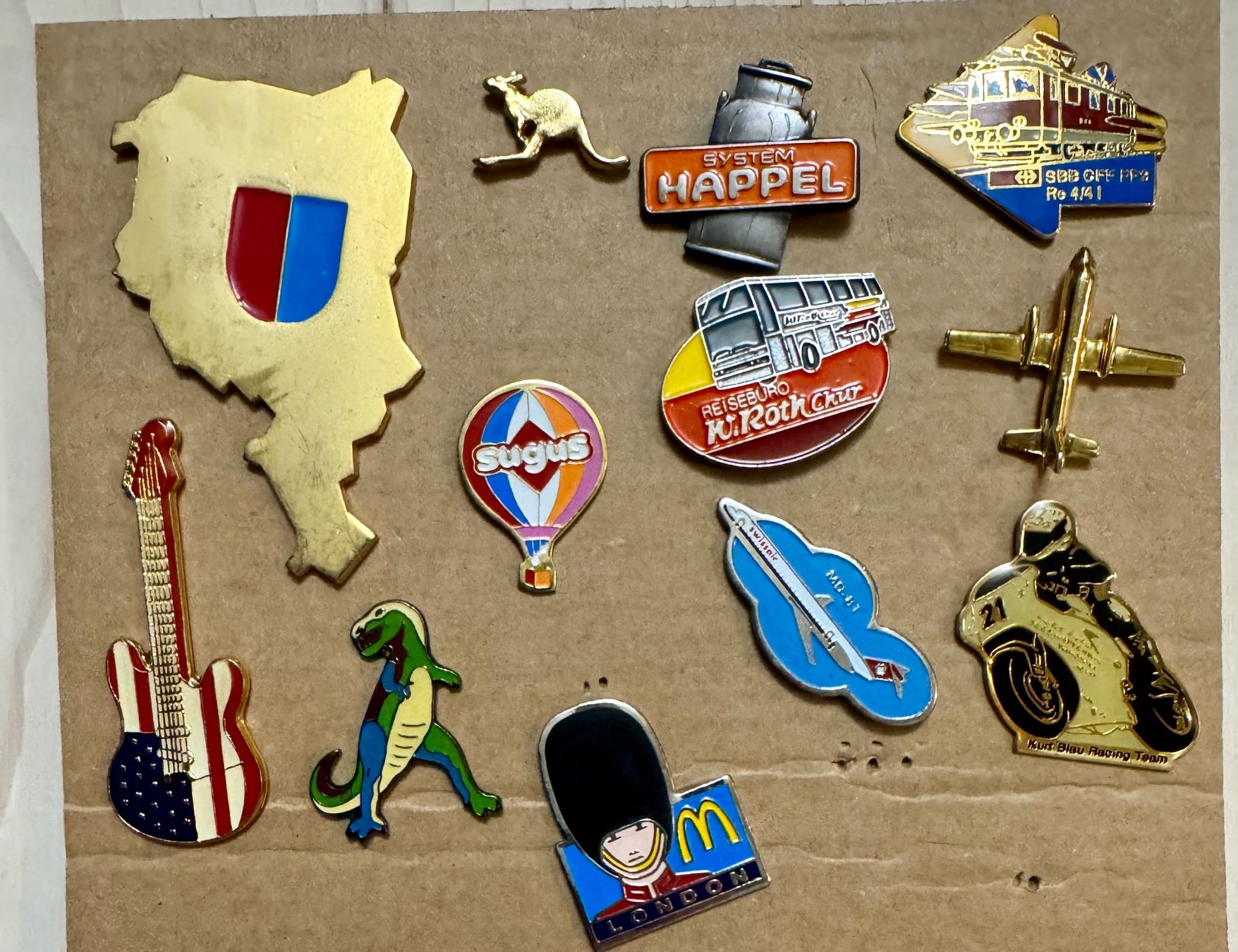 Placchette & Badge: Pinsammlung - Allerlei/Mix - ab 1 Chf. – Usato da Ittigen venduto da bim_k7bn