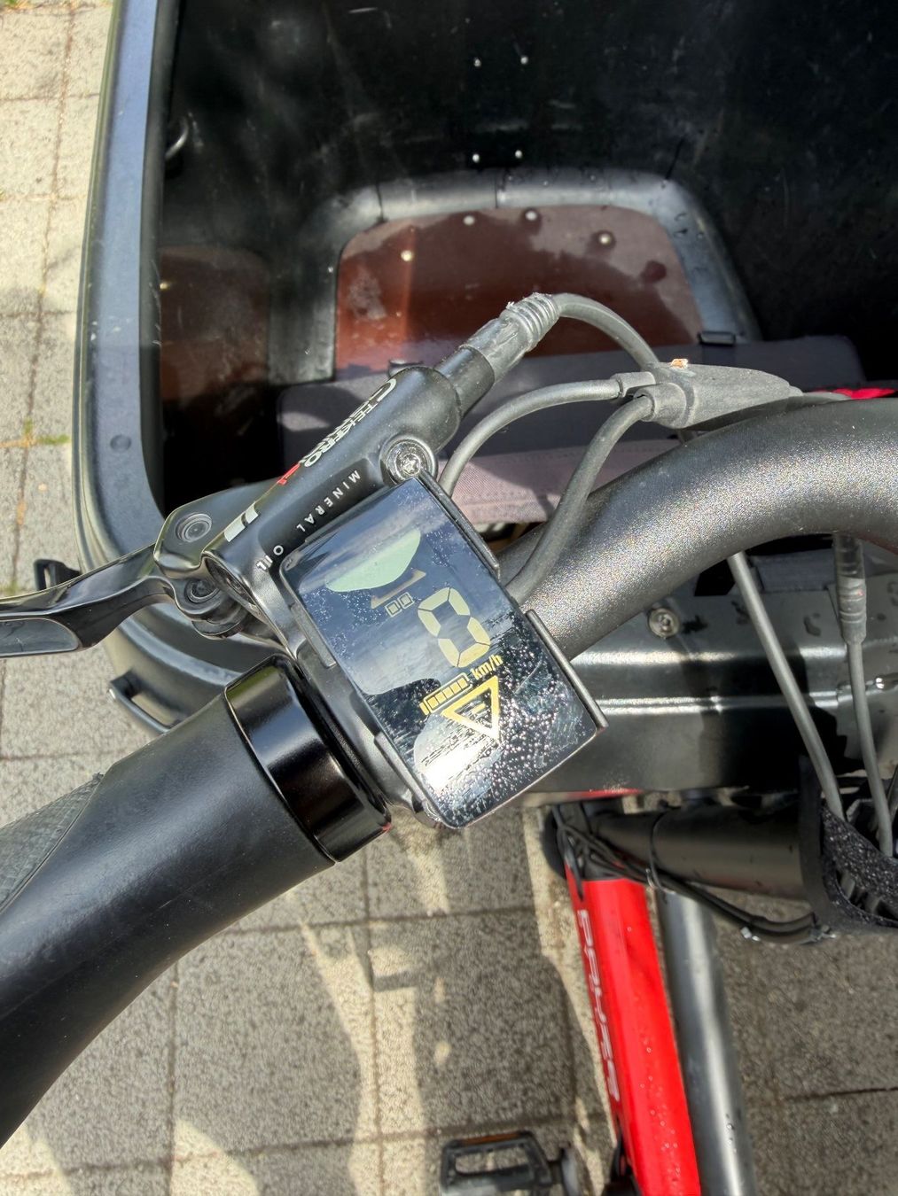 Velos: Vélo cargo électrique DOUZE Cycles G4e – Gebraucht aus Veyrier von V.incent 4