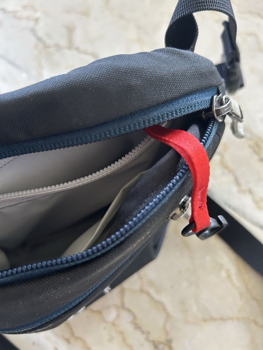 Arcteryx Sacs: Arcteryx Mantis 1 – D'occasion à zürich par meloninlove 2
