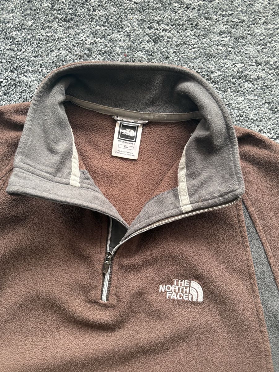 North Face Maglioni & Felpe: The North Face, pull S, marron et gris, comme neuf! – Nuovo (secondo la descrizione) da Cheseaux-Lausanne venduto da siw_n69c 1