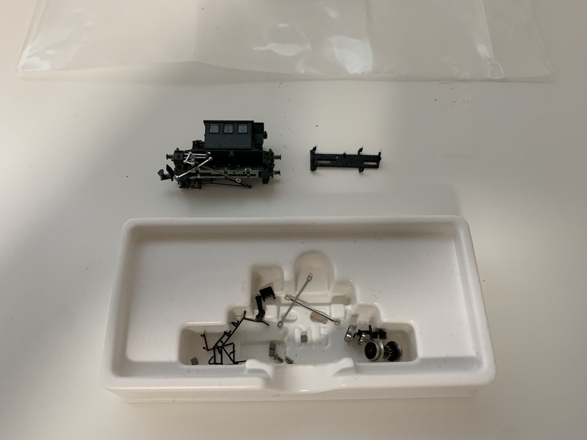 Trix Trains électriques: Spur N: Glaskasten Minitrix Ersatzteile – Défectueux à Neuenegg par Mazdanier