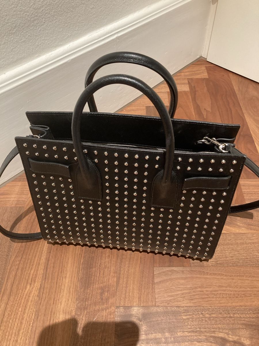 Saint Laurent Borse da donna: YSL Sac de jour – Nuovo (secondo la descrizione) da Holzhäusern ZG venduto da DoroW 3