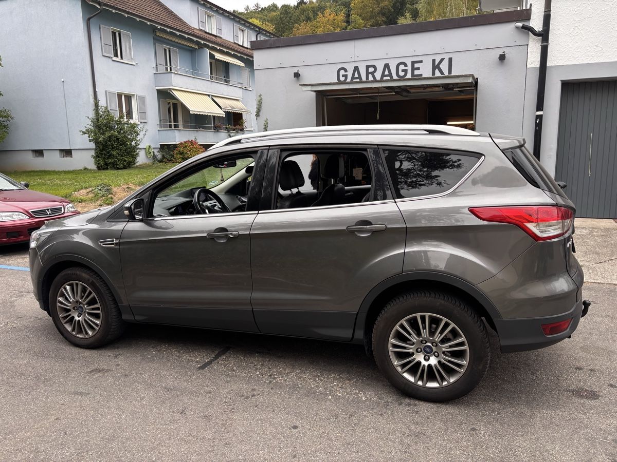 Ford Autos: Ford Kuga 2.0 2013 – Défectueux à Biel/Bienne par AutoCareClub-GmbH 2