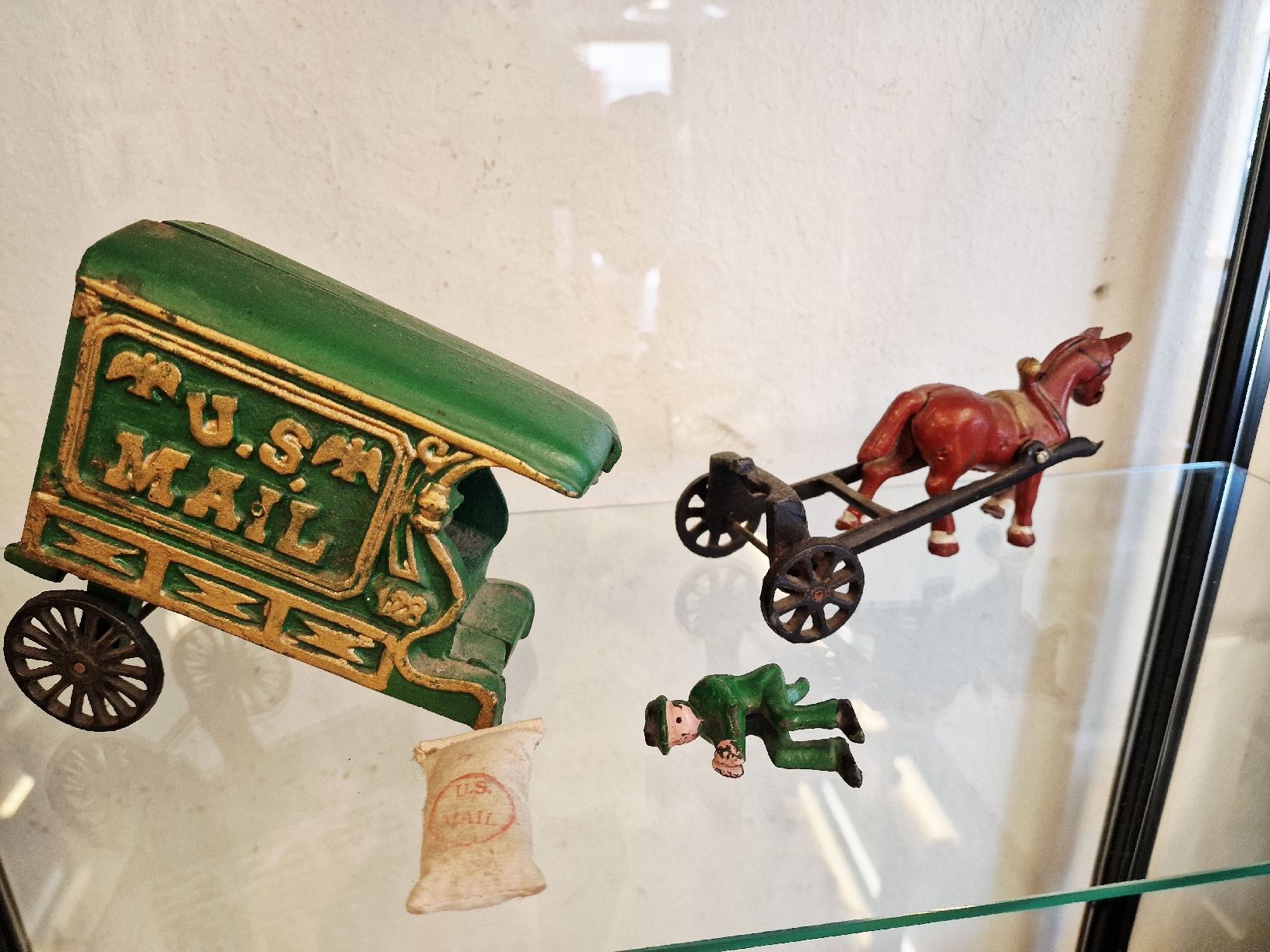 Giocattoli: Spielfigur US Mail Postkutsche mit Pferd Gusseisen – Usato da BERN venduto da Intarsia 7