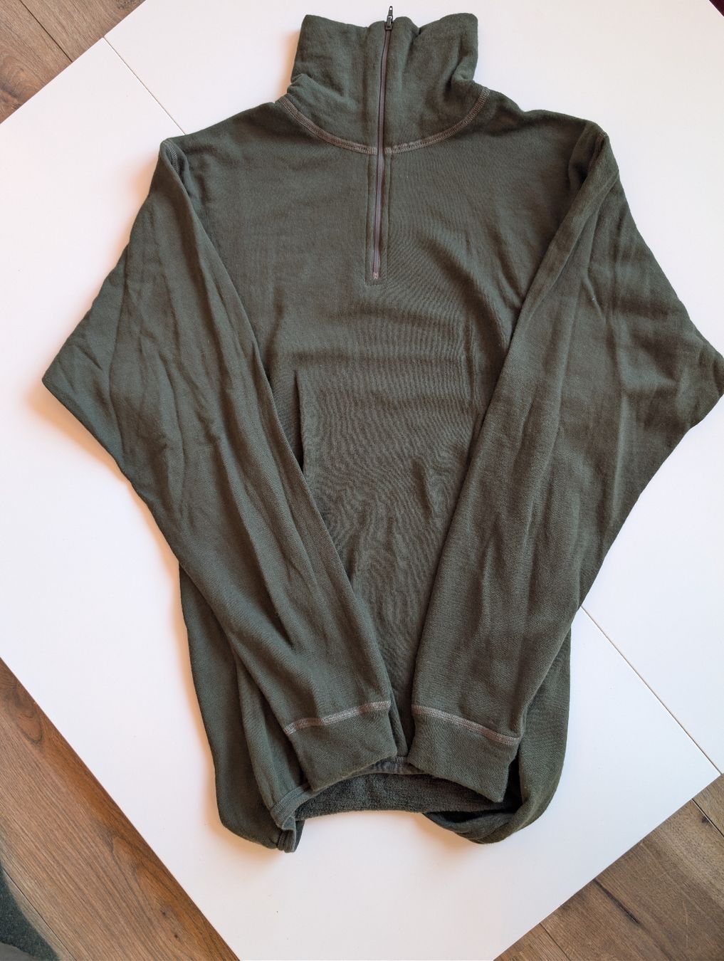 Biancheria intima: ACLIMA - Mérinos Woolterry Polo Vert Olive Taille S – Usato da Haute-Nendaz venduto da DetoutDerien