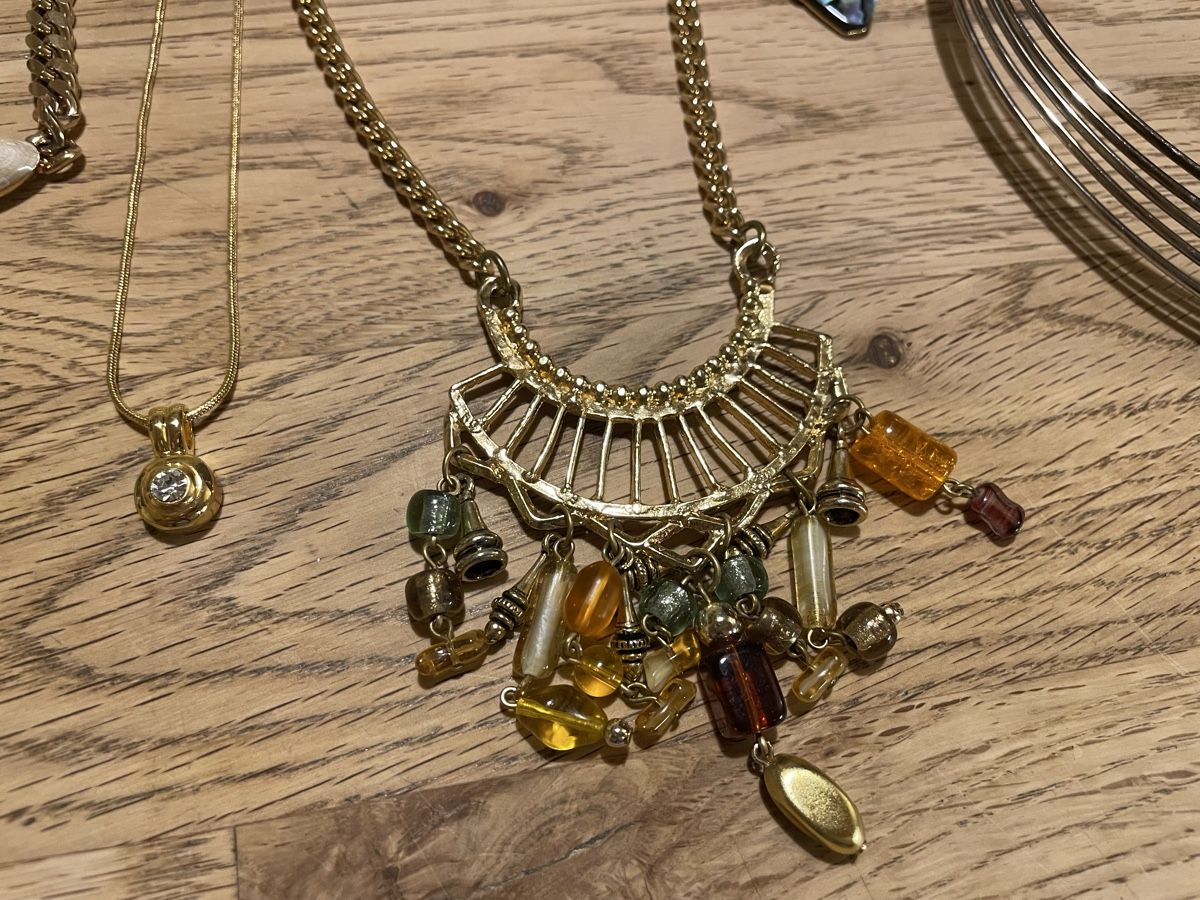 Altri gioielli: Modeschmuck Posten – Usato da Flawil venduto da Naphtali 3