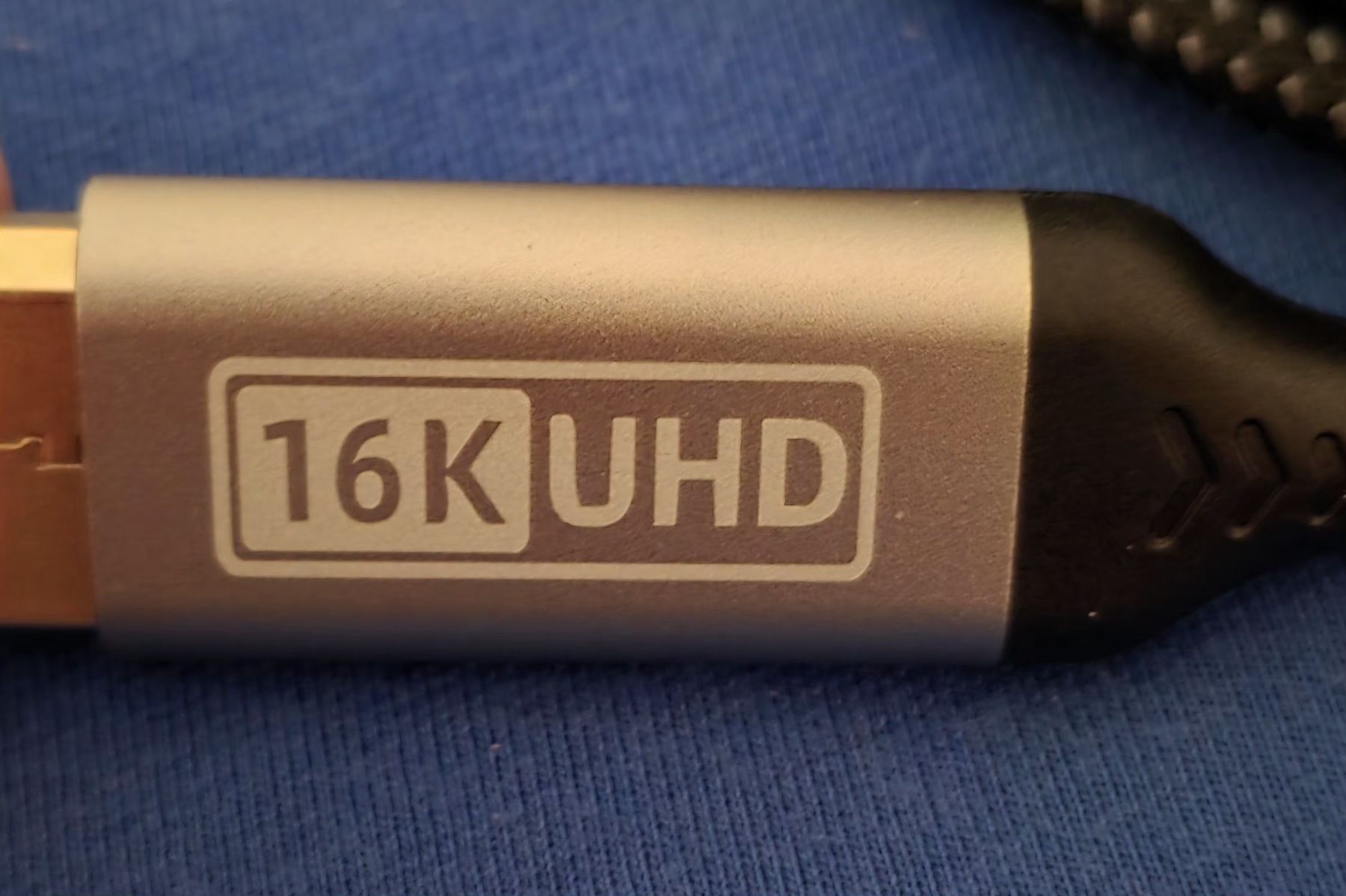 Cavi: DisplayPort-Kabel 16K UHD – Nuovo (secondo la descrizione) da Basel venduto da Cod1987 1