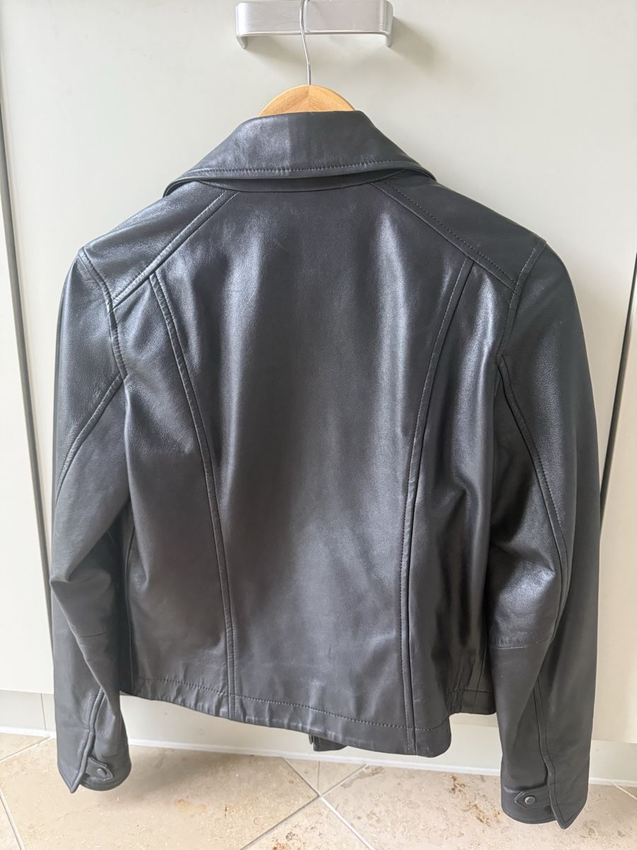 Massimo Dutti Giacche: Massimo Dutti leather jacket – Nuovo (secondo la descrizione) da Zürich venduto da ali_rlx5 2