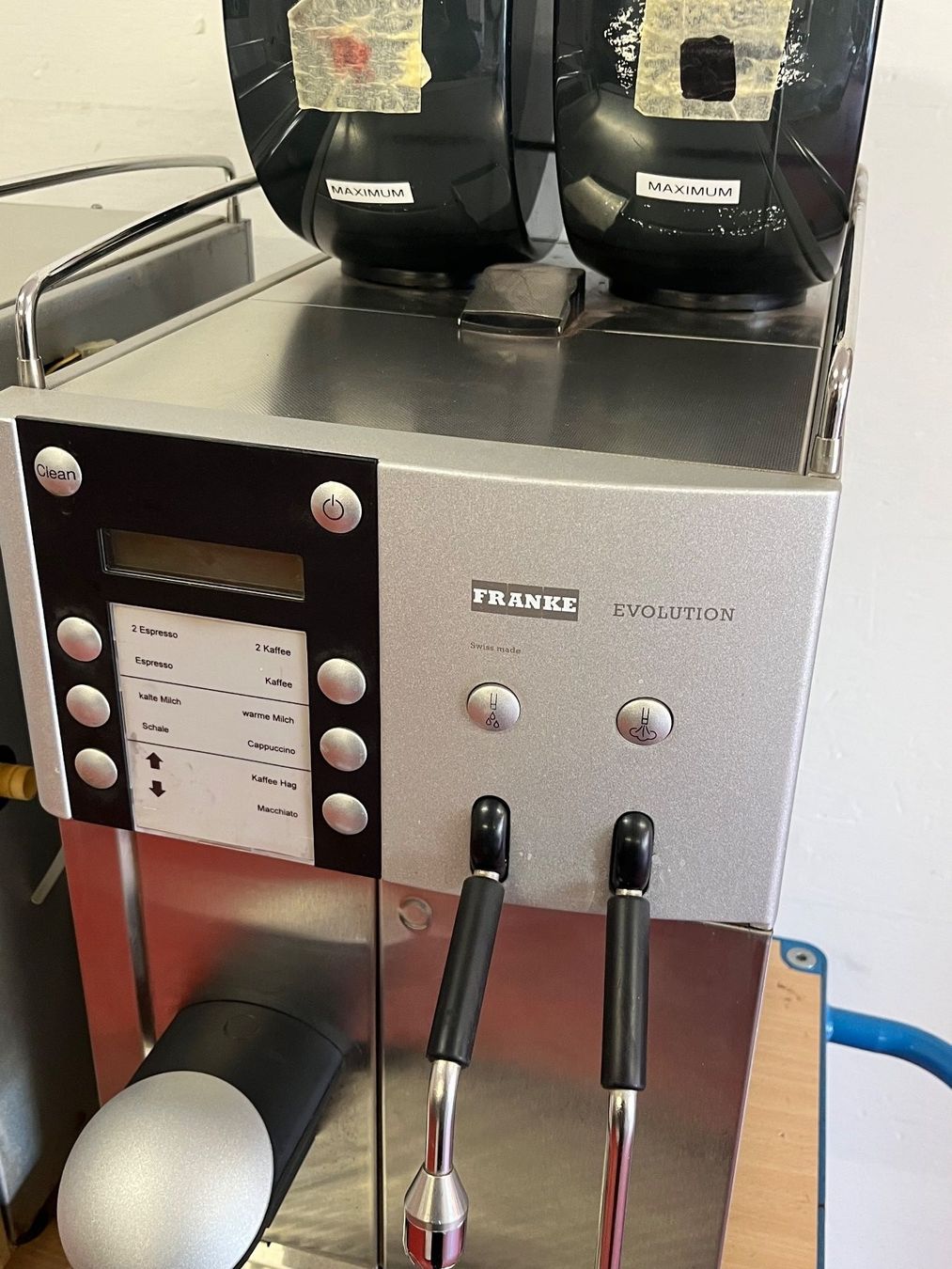 Franke Macchine per caffè & Macchine per espresso: Franke Evolution Kaffemaschine Typ EII 2M HD CF – Difettoso da Niederdorf venduto da LeptonAG 2
