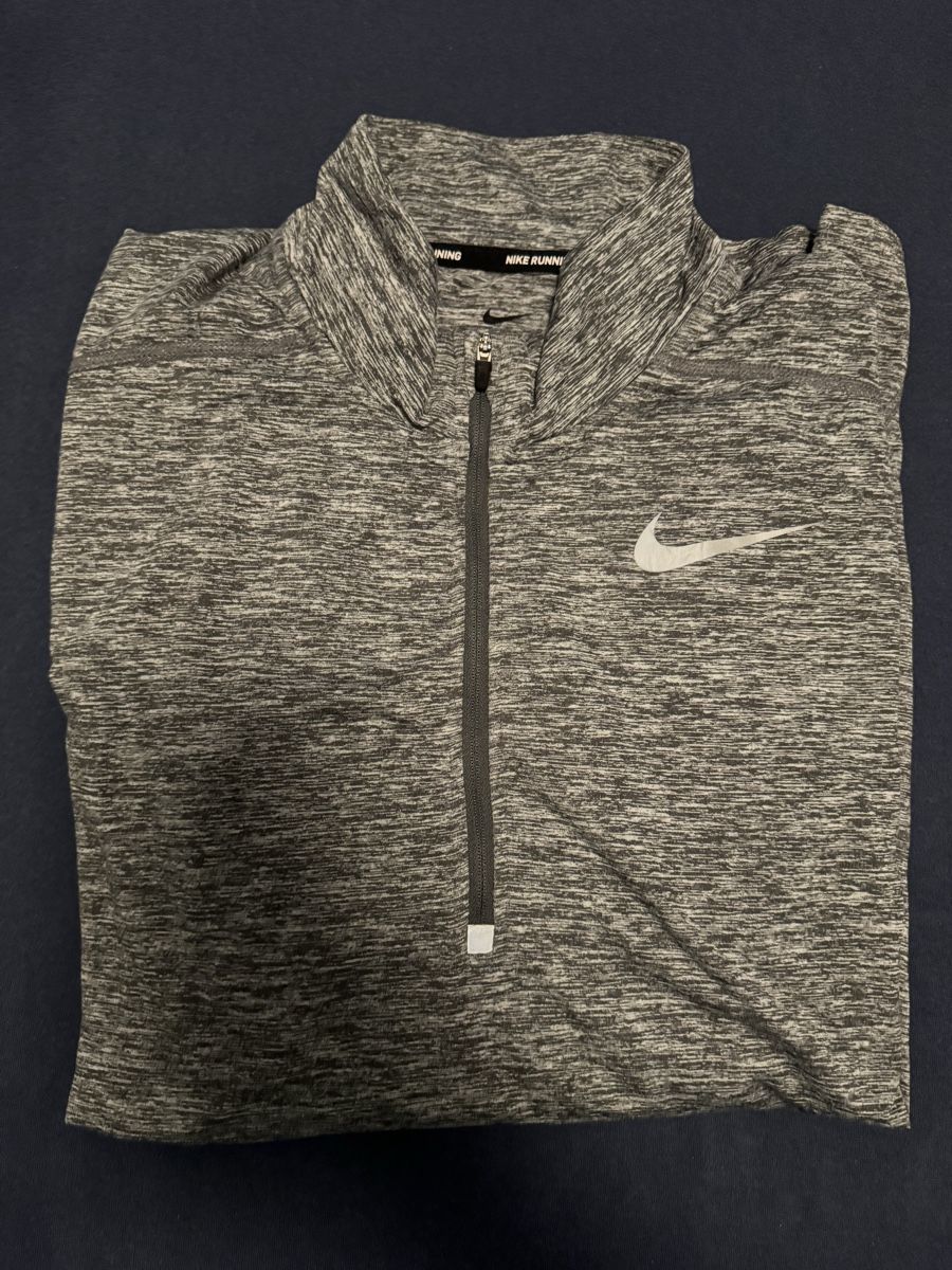 Nike Top: Nike Dri-FIT Running Shirt Grösse L – Usato da Thürnen venduto da Ottoman_Turks69