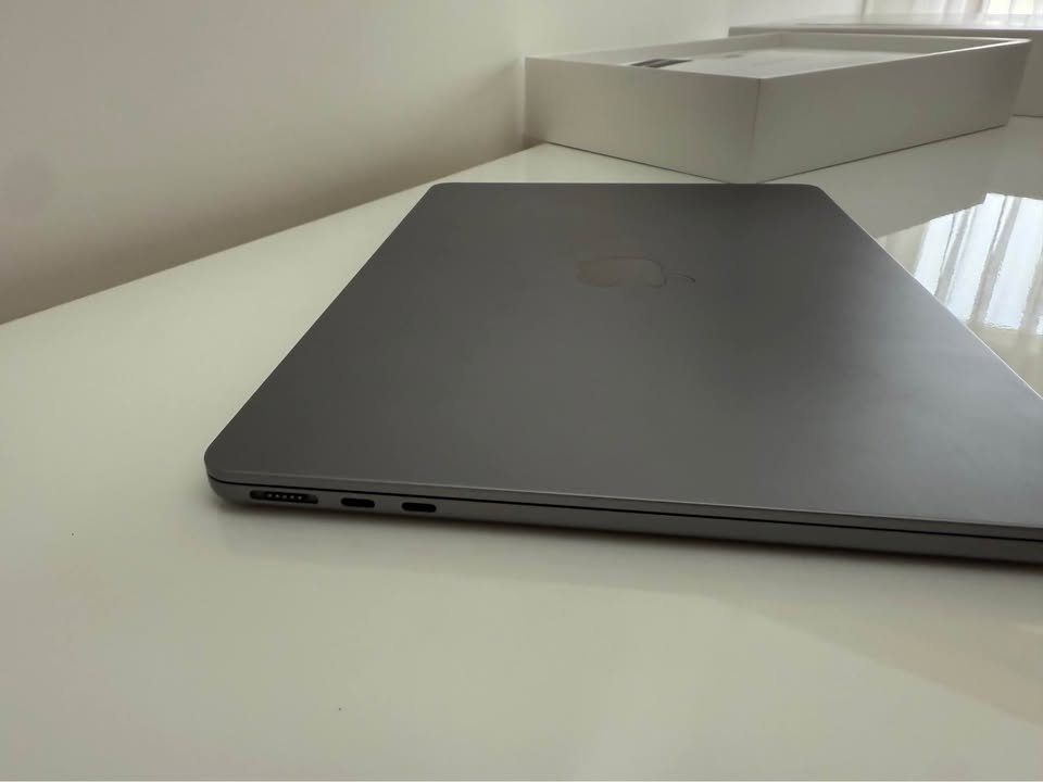 Apple Portables: Macbook Air M2 – D'occasion à Hägglingen par MR.BG 7