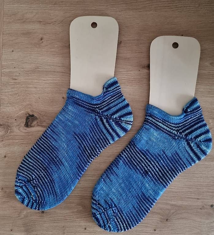 Calze: Handgestrickte Sneakersocken Gr. 42/43 – Usato da Sirnach venduto da Chade209 1