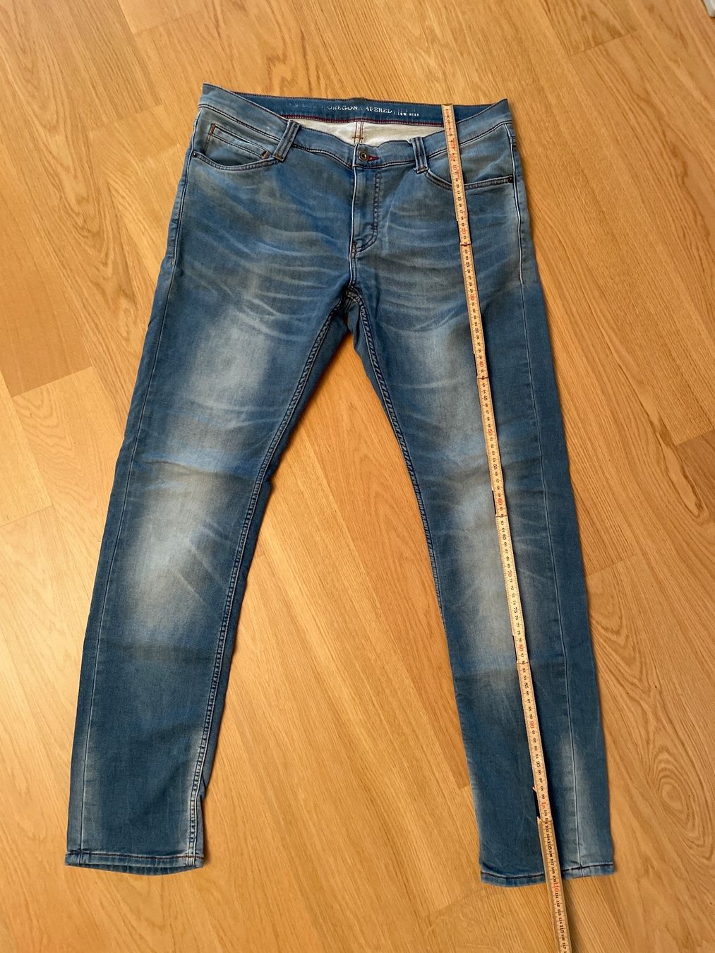 Jeans: Jeans Mustang low rise W36 – Usato da Basel venduto da pilzliii 2