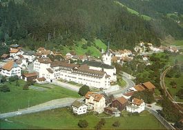 CAZIS GR Kloster der Dominikanerinnen - Flugaufnahme
