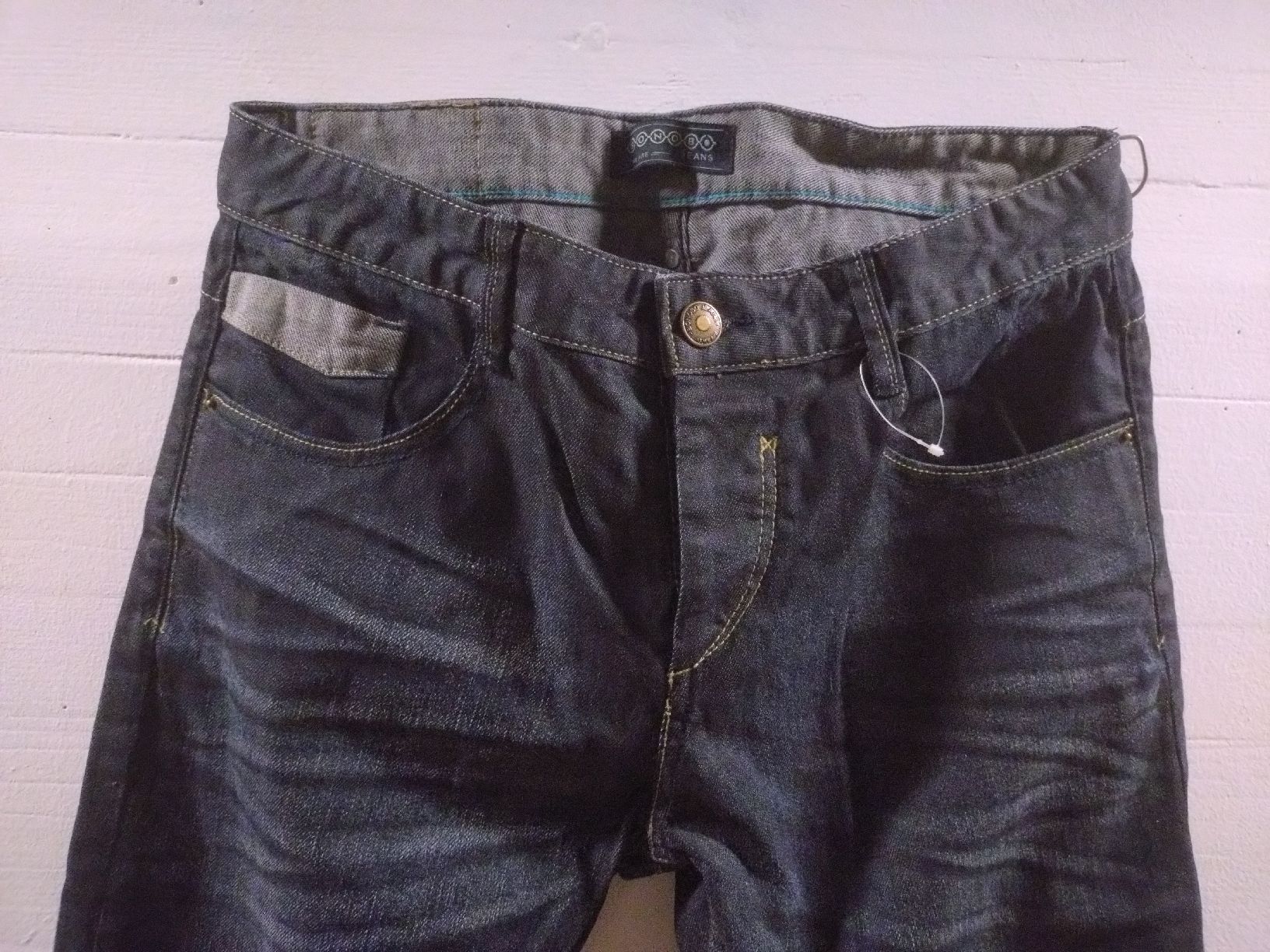 Jeans: Bonobo Jeans T42 TBE – Gebraucht aus Farvagny-le-Grand von LaCaverne 4