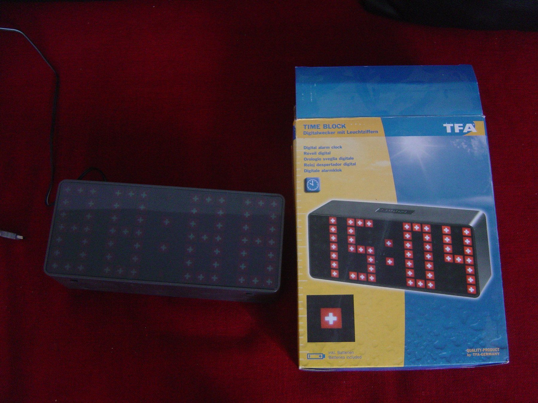 Sveglie: Digitalwecker mit Leuchtziffern (Time Block) TFA – Nuovo (secondo la descrizione) da Rottenschwil venduto da chnoblipress